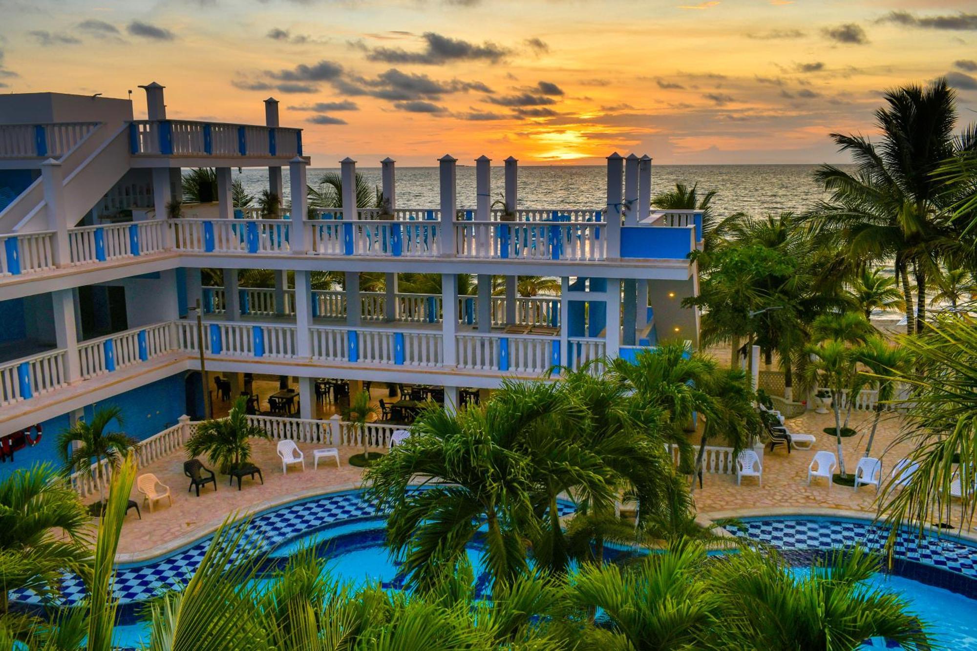 Hotel Isla Magica Coveñas Exterior foto